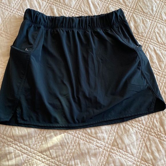Calia By Carrie Underwood Skort size medium - Picture 2 of 7